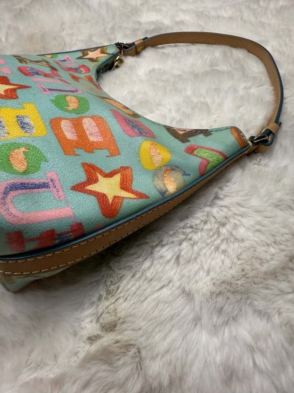 Dooney & Bourke Y2K Graffiti Multi-Color Scribble Small Shoulder Bag - Picture 4 of 10